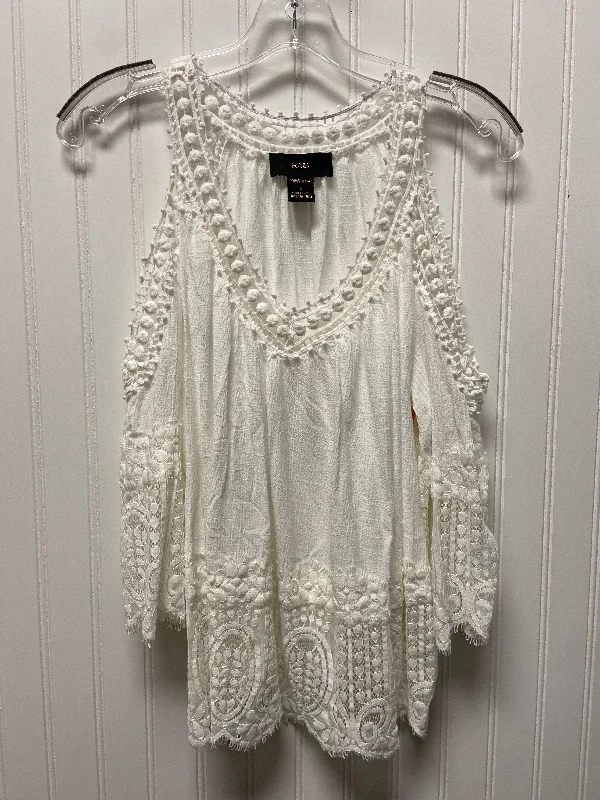 Blouse Long Sleeve By Clothes Mentor In White, Size: S