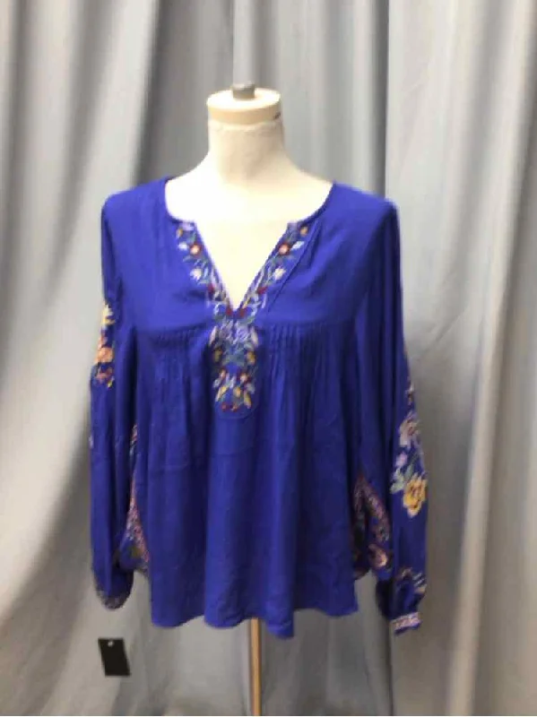 EASEL SIZE SMALL Ladies BLOUSE