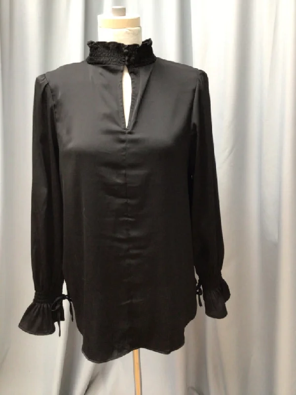 H & M SIZE MEDIUM Ladies BLOUSE