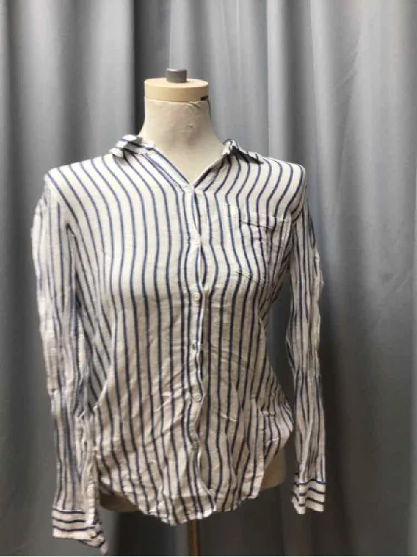 LUCKY SIZE SMALL Ladies BLOUSE