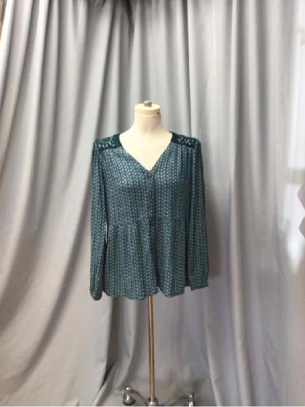 MAURICES SIZE MEDIUM Ladies BLOUSE