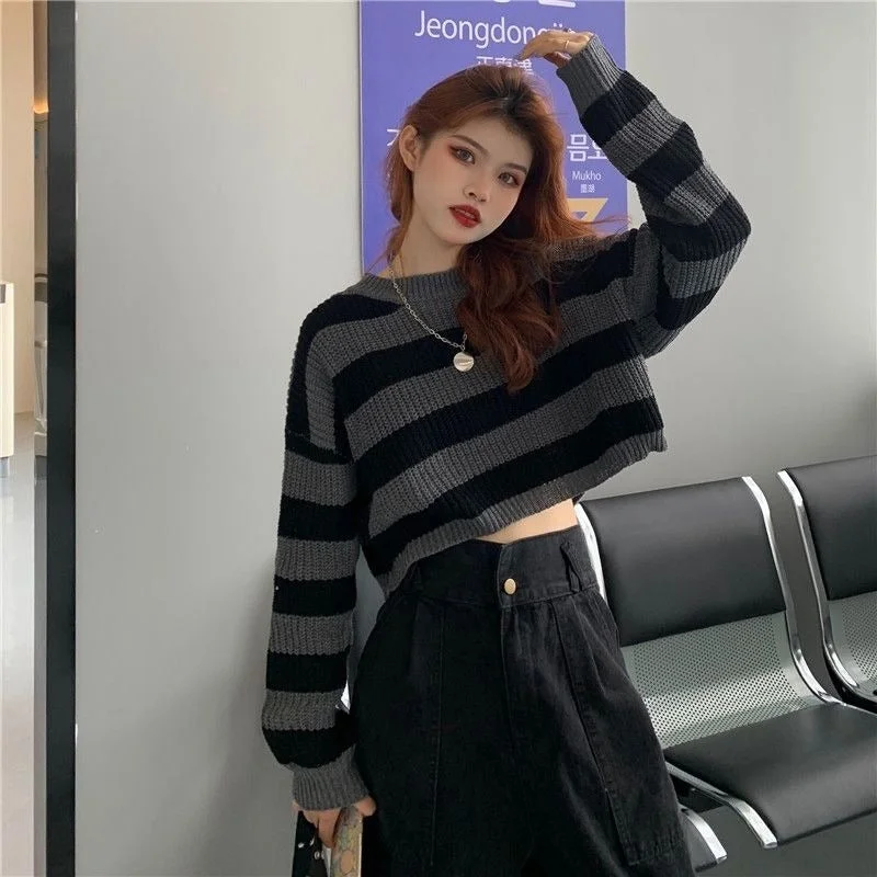 KittenAlarm - Loose Long Sleeve Striped Sexy Short Sweater