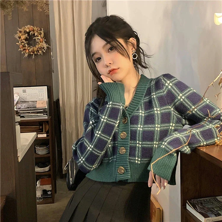 KittenAlarm - Vintage V-Neck Plaid Cropped Cardigan Sweater